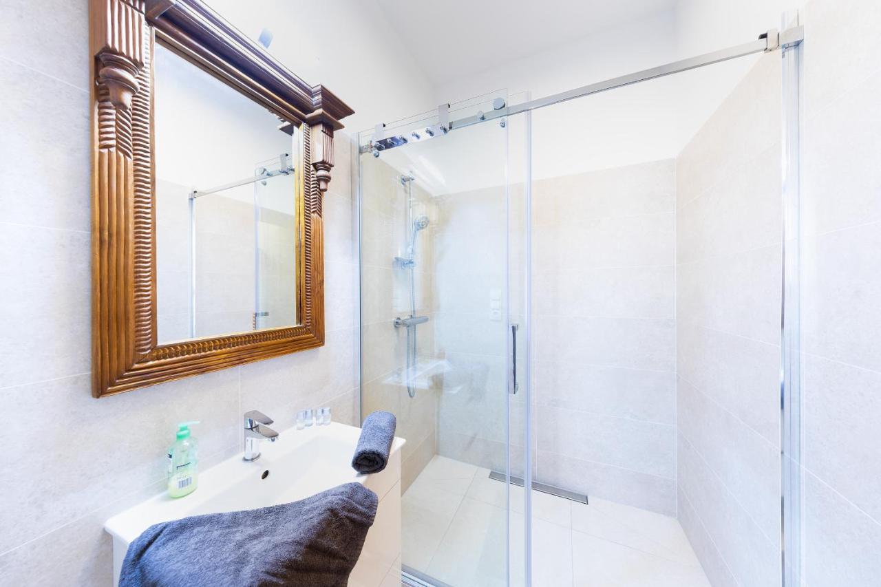 Boheme Apartments Charle'S Square Prague Extérieur photo